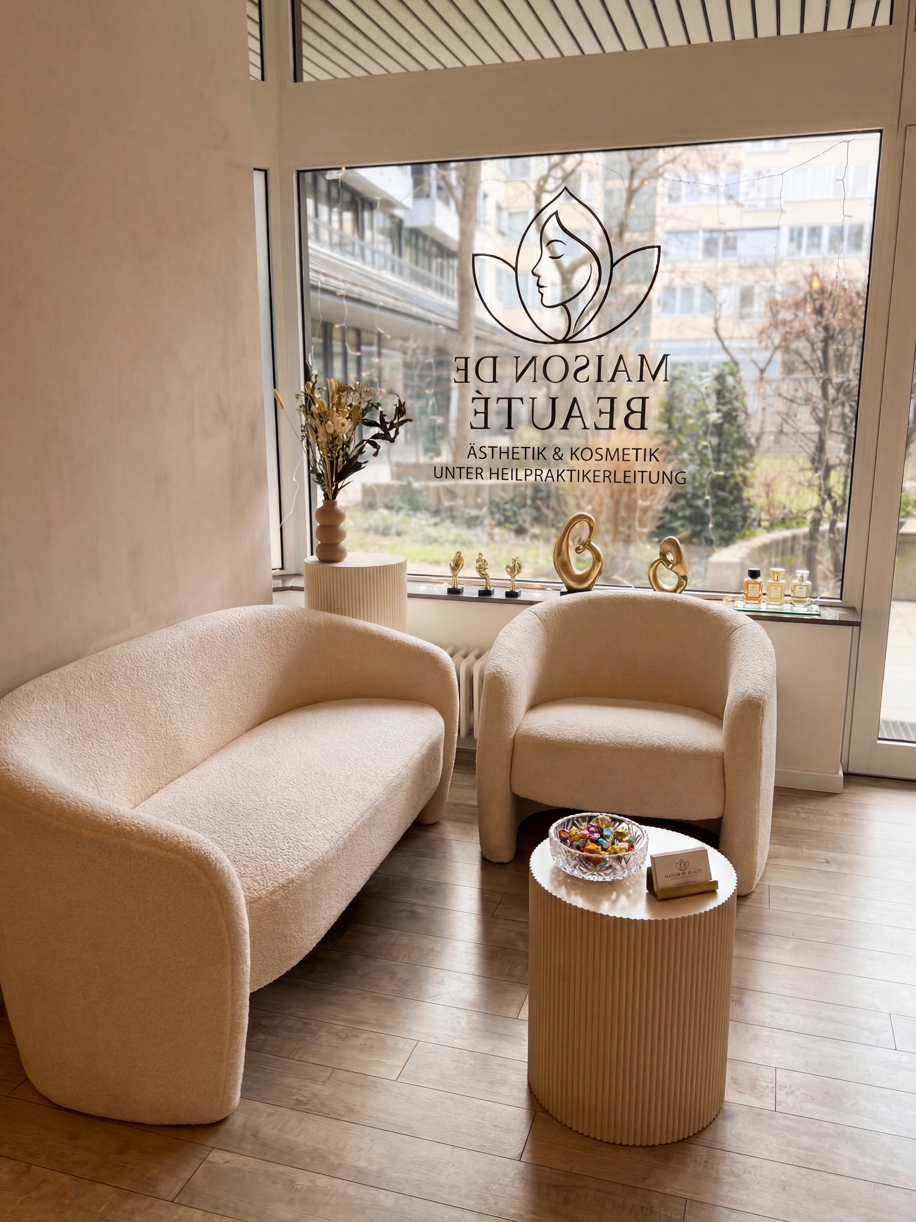 Maison De Beauté – Beauty